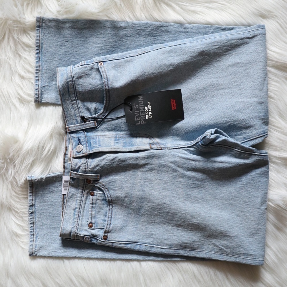 Levi's Light Blue Boyfriend Jeans - Picture 7 of 8